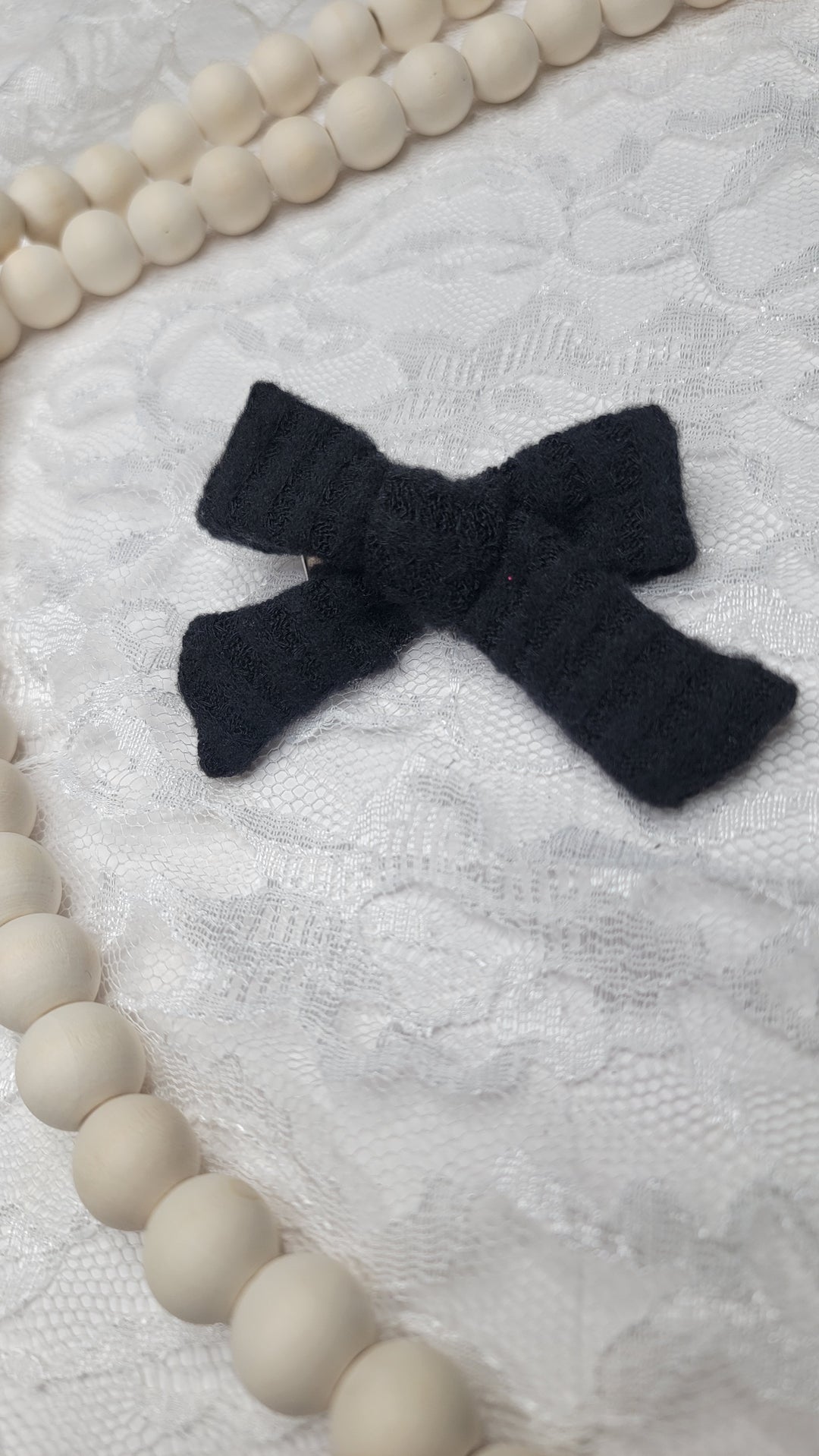 Black Waffle Dainty Bow (on clips)