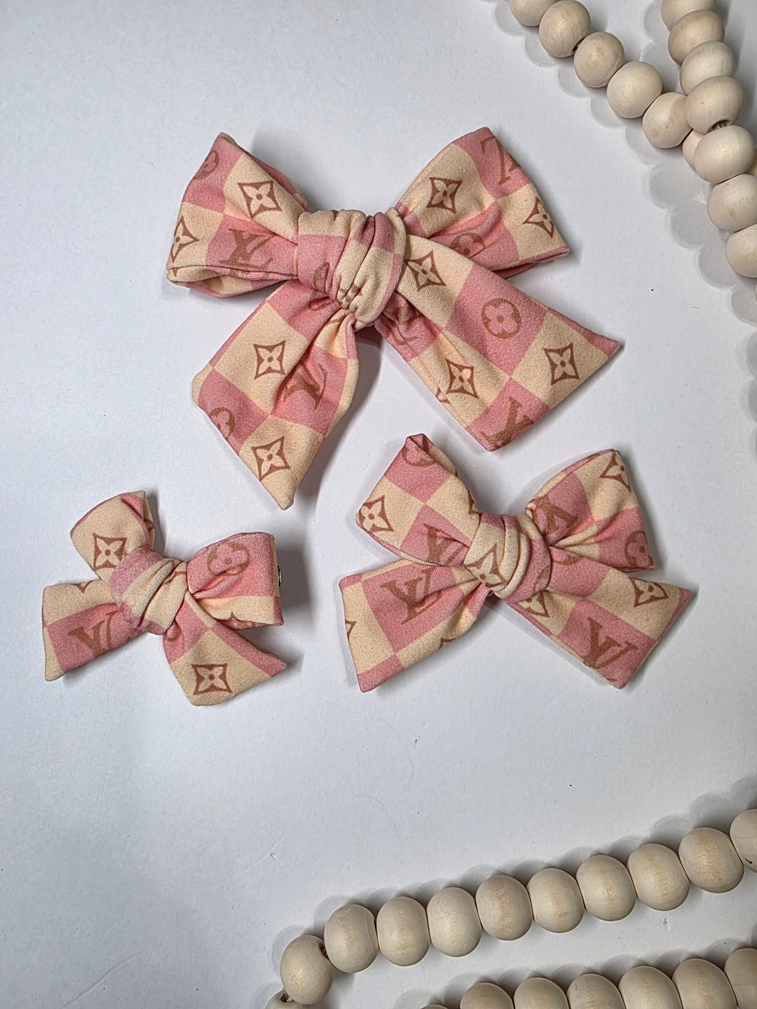 Cream Boujee Checked Dainty Bow (on clips)