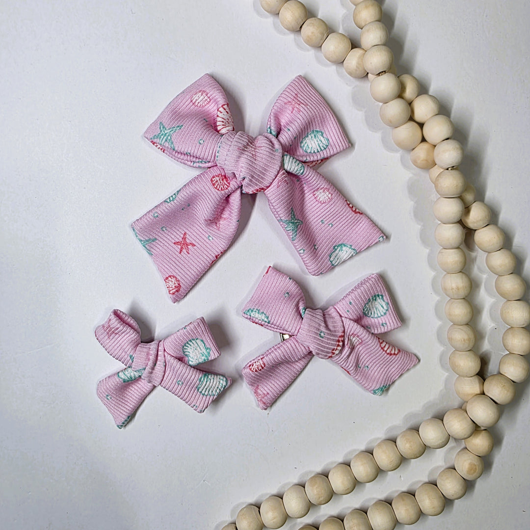 Pink Seashell Dainty Bow (on clips)