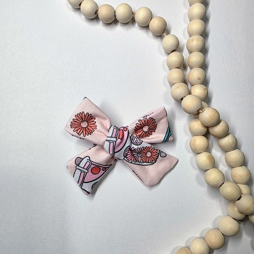 Hippie Bus Dainty Bow (on clips)