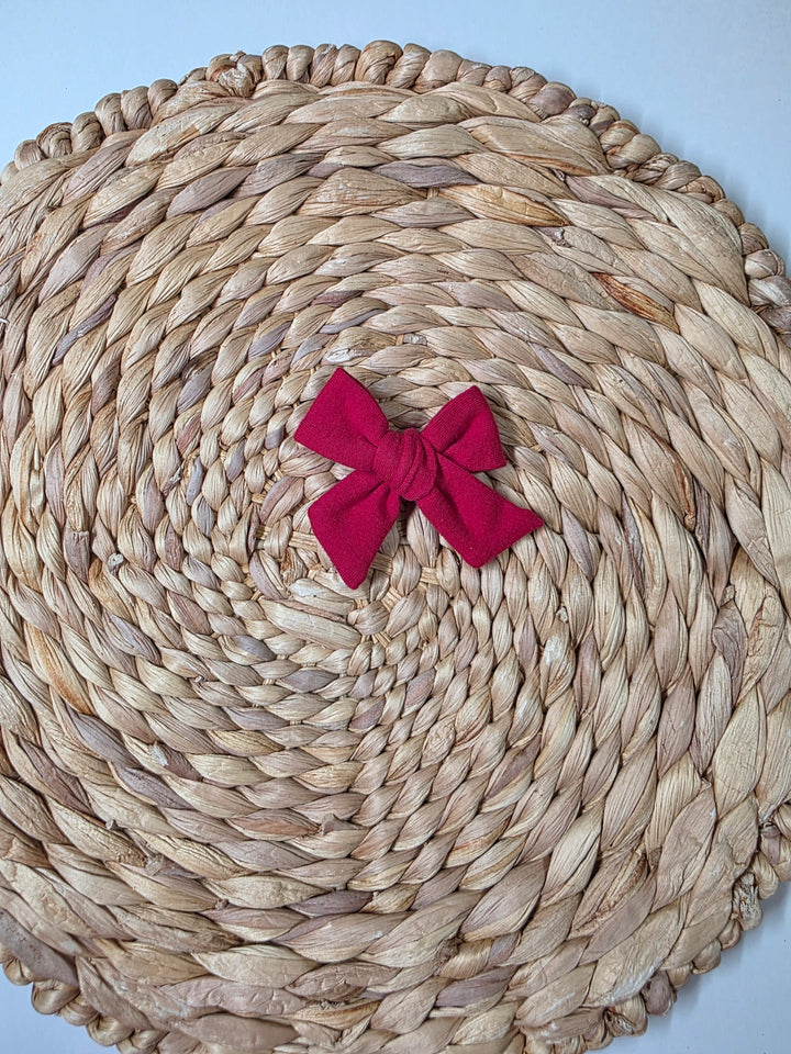 Red Dainty Bow (on clips)